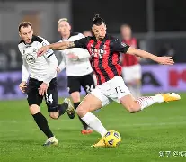 波尔图黄金邓科破罗马倒计时圆领冠史的简单介绍