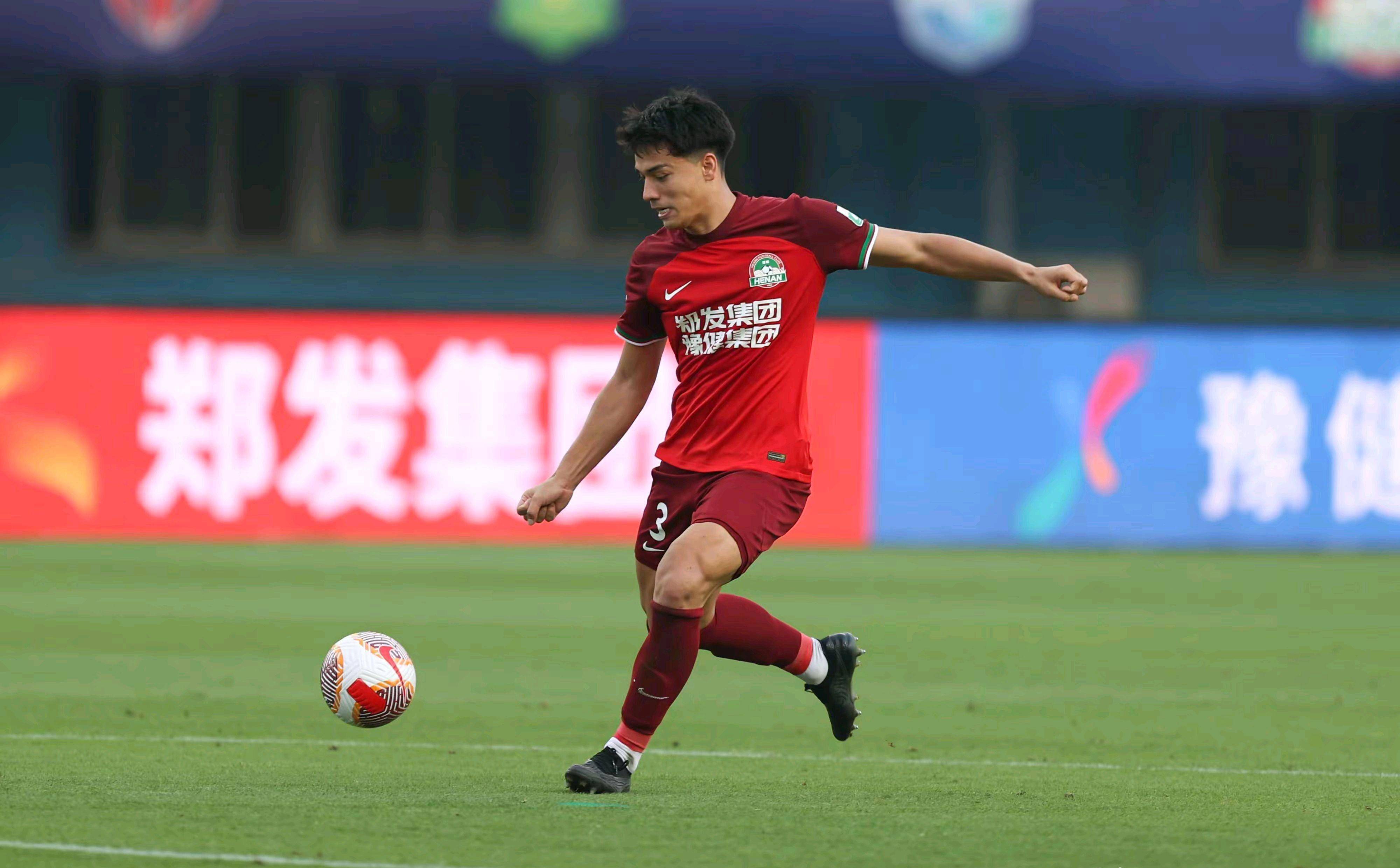 国内球员全面发挥，球队士气高昂的简单介绍